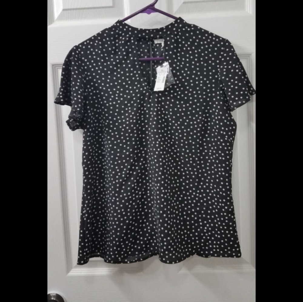 Polka dot shirt NWT
